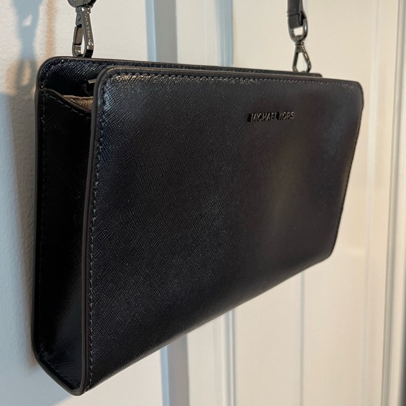 Michael Kors Jet Set Travel Large Convertible Leather Crossbody- Blue - Picture 5 of 9